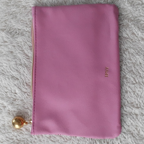 3 for $10  ipsy small bag.  December 2023 - Picture 2 of 2